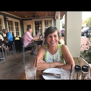 Meet your Posher, Teri